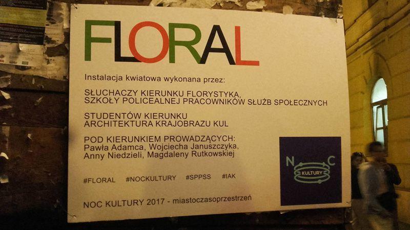 instalacja florystyczna Brama Rybna