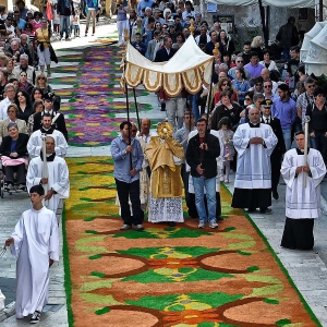 Infiorata, czyli kwiatowe Boże Ciało we Włoszech