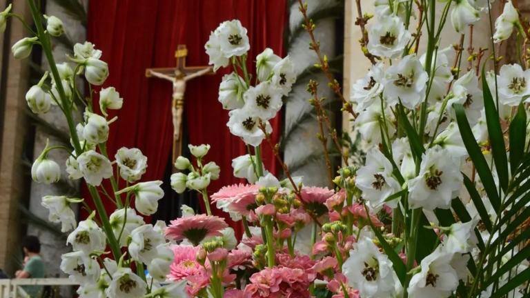 dekoracje wielkanocne w Watykanie