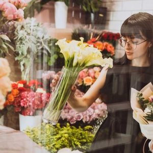 Kondycja kwiaciarni w Polsce - branżowe badanie ForumKwiatowe.pl